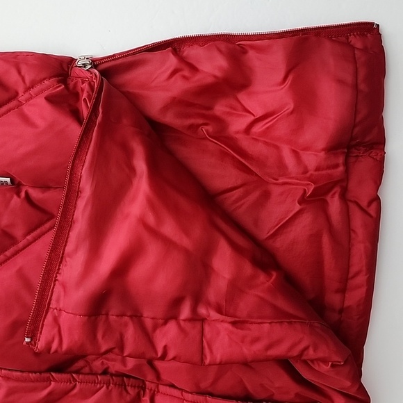 Jones & Co. Women's Red Quilted Puffer Down Hooded Winter Faux Fur Jacket Size M - Picture 8 of 16